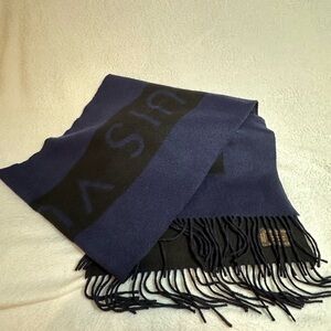 Louis Vuitton 100% Cashmere Logo Scarf – Navy & Black – Made in Scotland